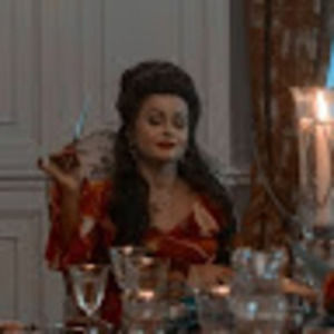 Meet your Posher, Elise